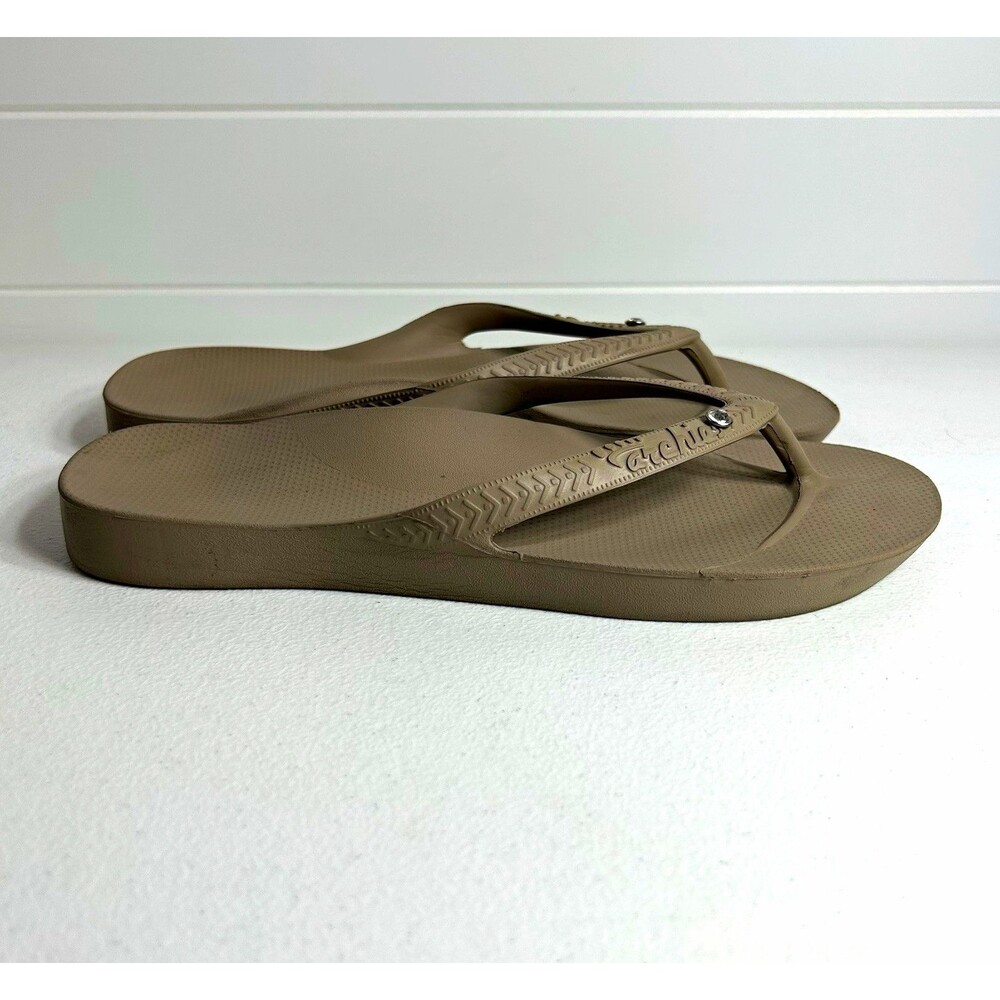 Archies Women’s Size 9 Flip Flop Sandals Beige Slip On Casual Solid Logo Bling